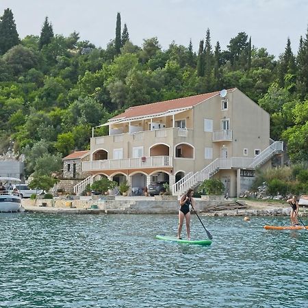 Oyster Paradise Turquoise Apartment Стон Екстериор снимка