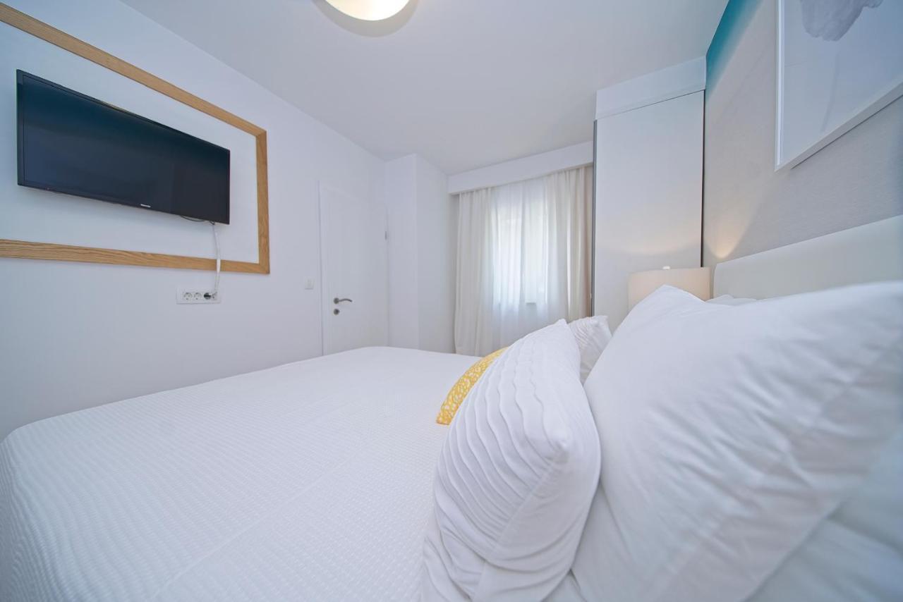 Oyster Paradise Turquoise Apartment Стон Екстериор снимка